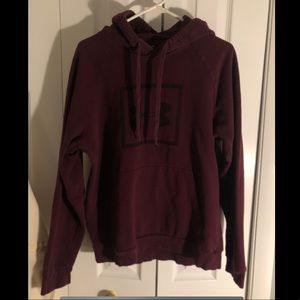 Under armour sweatshirt